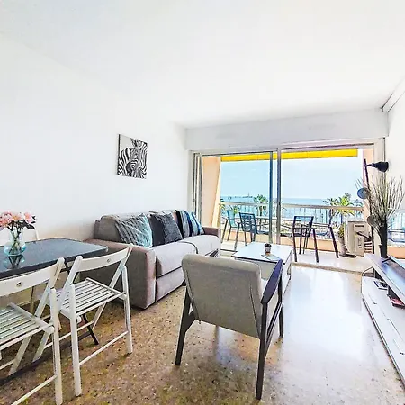 Le Mediterranee-4 By Interhome