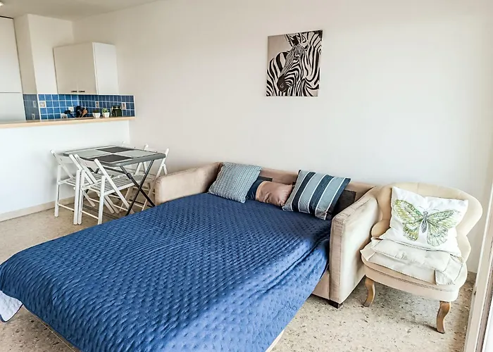 Le Mediterranee-4 By Interhome