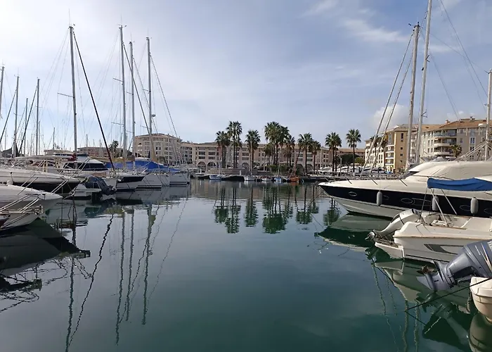 Lejlighed Le Mediterranee-4 By Interhome Fréjus