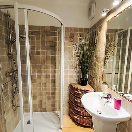 Le Mediterranee-4 By Interhome